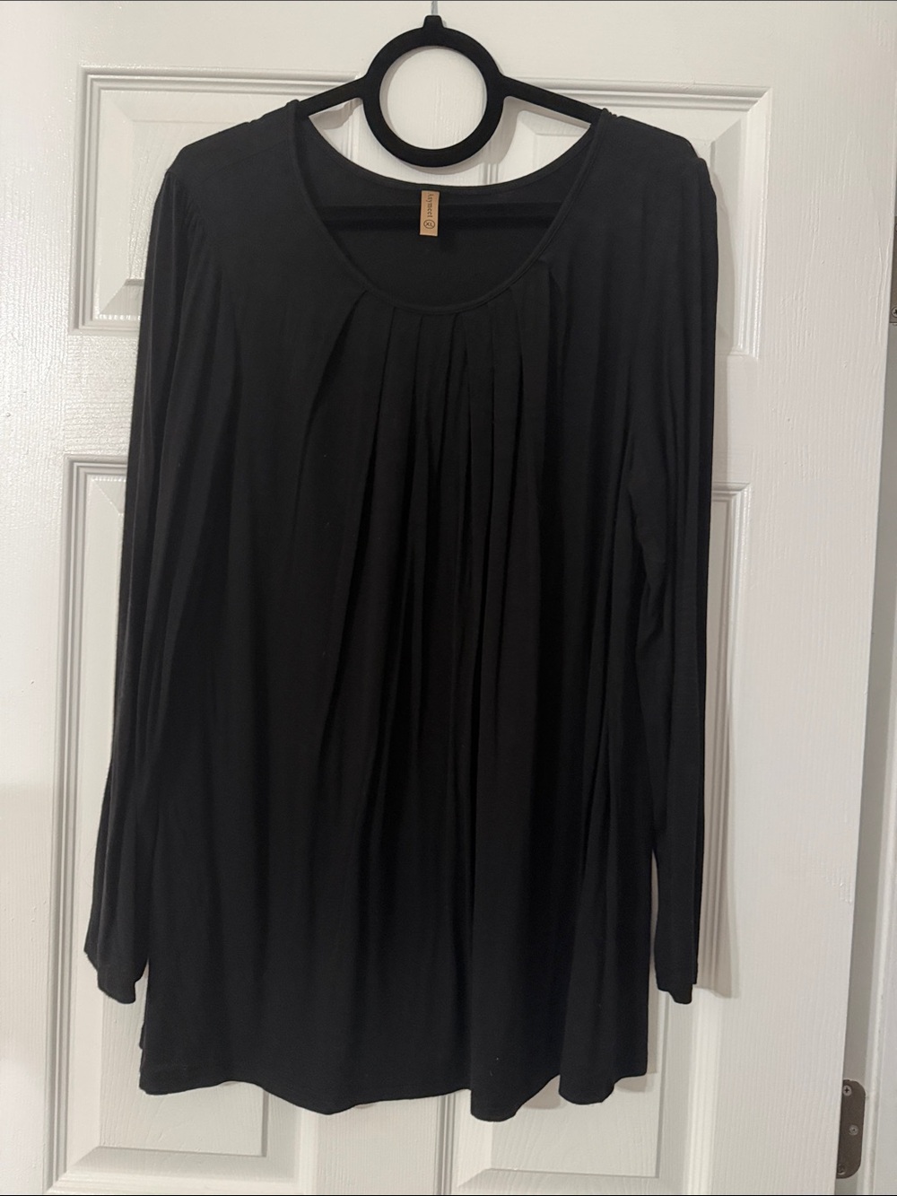 Women's Black Pleated Long-Sleeve Blouse
